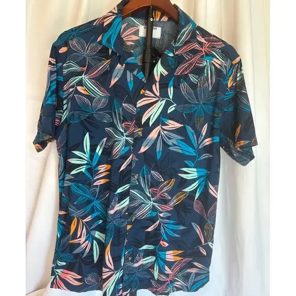 2 Old Navy Men’s Hawaiian Button-Down Shirts – Size Small | Casual Tropical - Picture 3 of 9